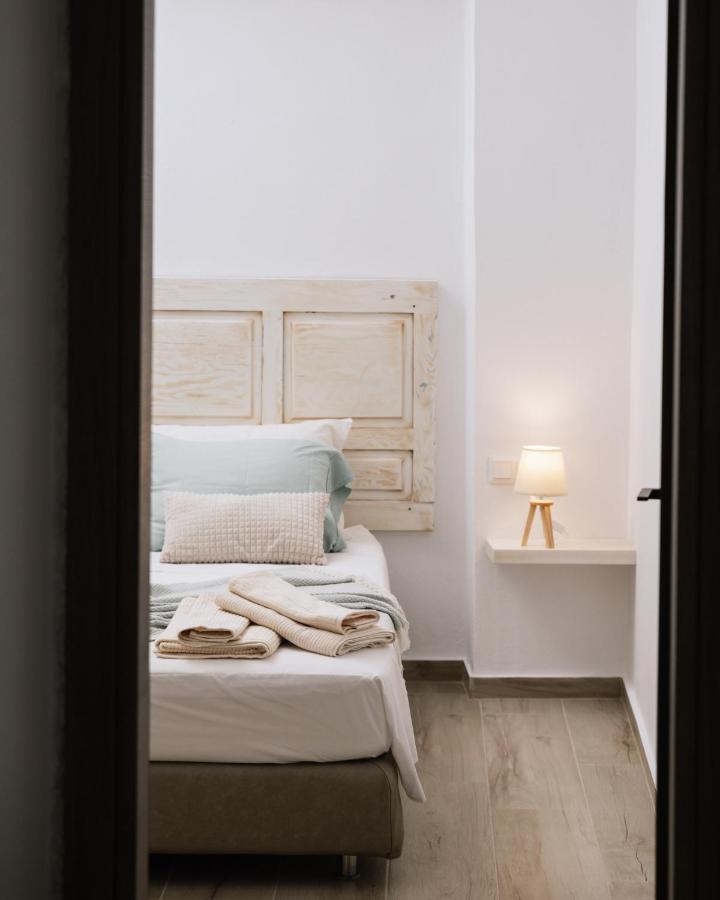 Central Apartments “Evanthia” Pitsidia Exterior photo