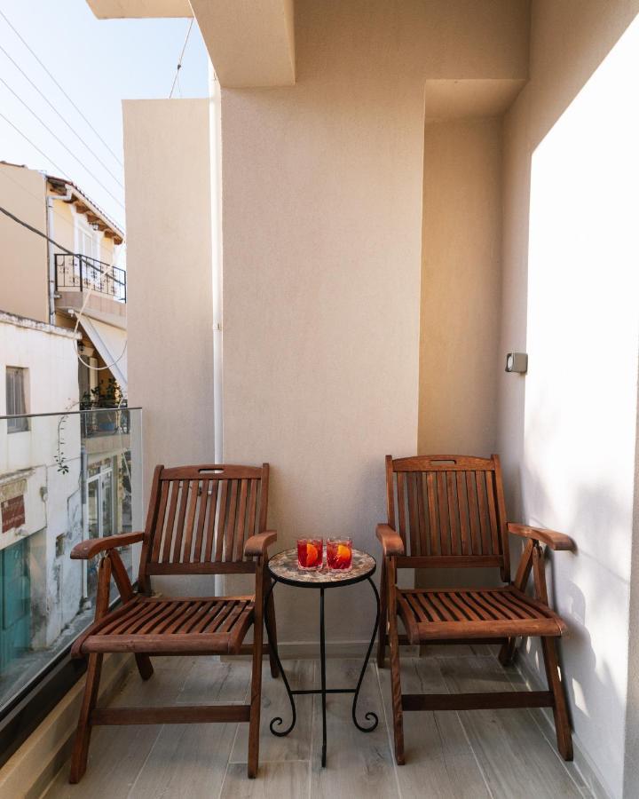Central Apartments “Evanthia” Pitsidia Exterior photo